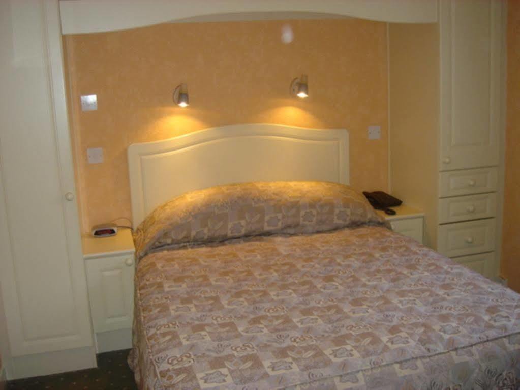 Glen Lui Hotel Ballater Bagian luar foto